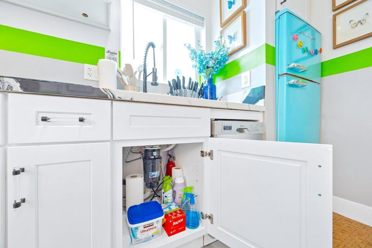 Apartment F- Poppin Noho Pad- Hottub, 2-units, 15m U-studios *